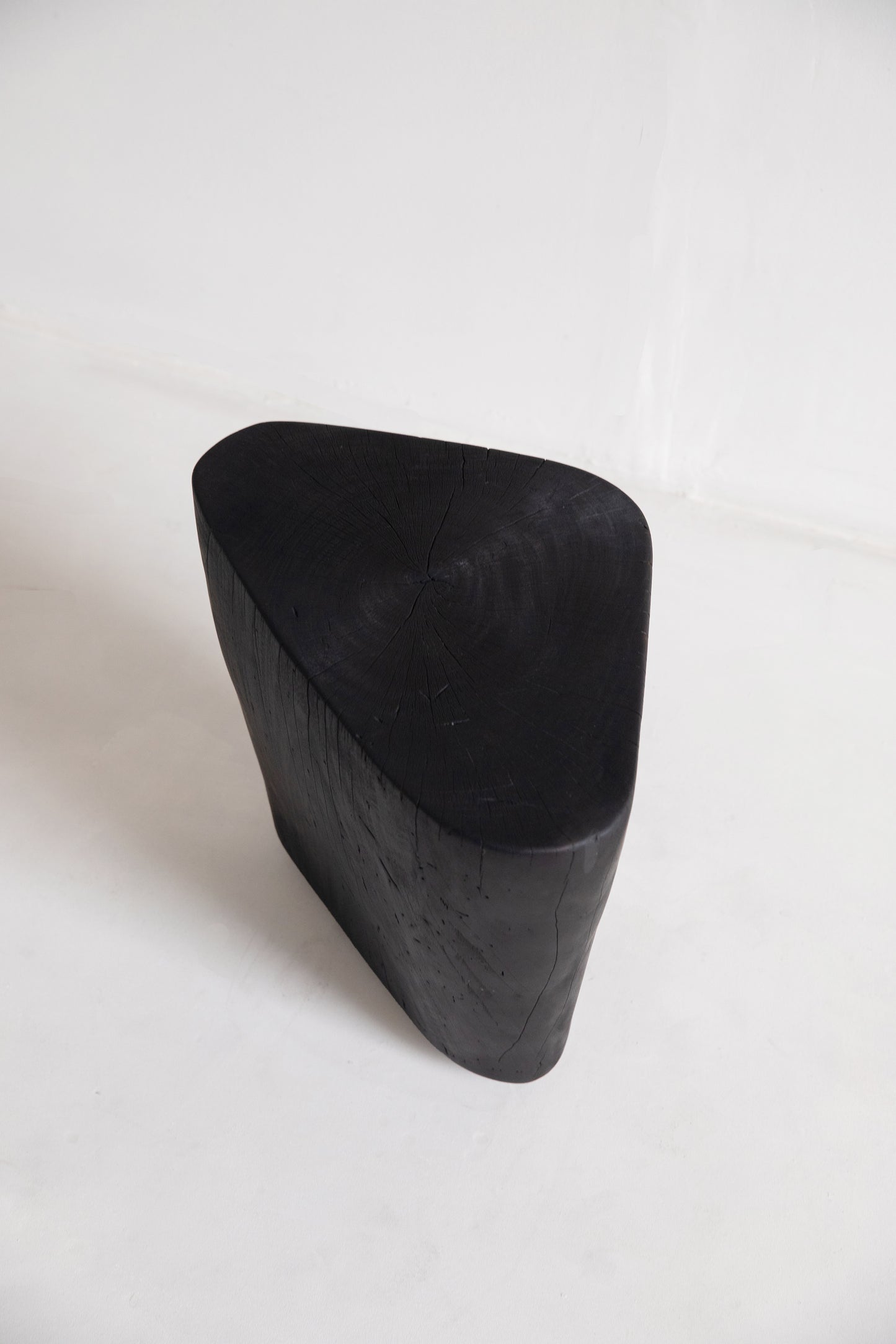 Mesa Chuun chica / Ramón Yakisugi